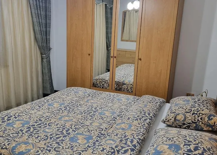 아파트 Gordana A4+2 For 6 Pax Nature Park *