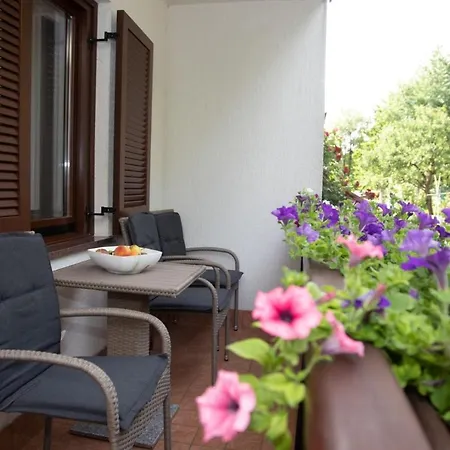 Gordana A4+2 For 6 Pax Nature Park Apartment Lokve
