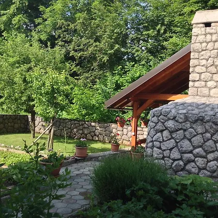 Gordana A4+2 For 6 Pax Nature Park Apartment Lokve