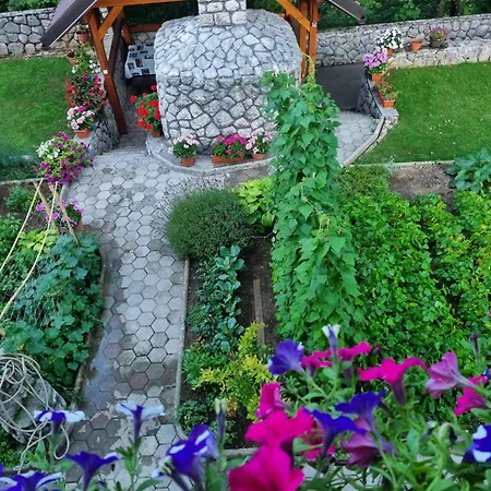 Gordana A4+2 For 6 Pax Nature Park Apartment
